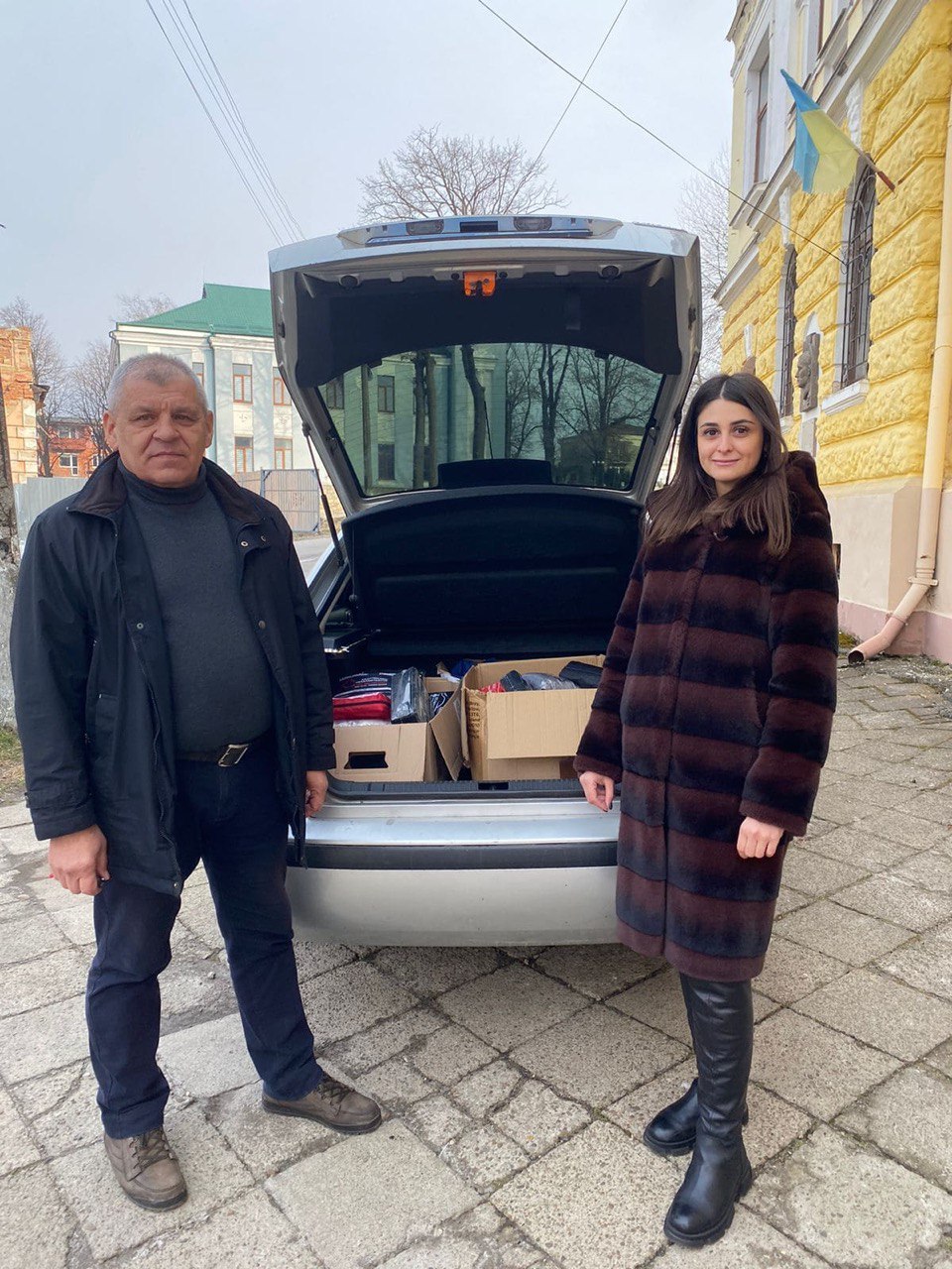 Змогли забезпечити Луганський державний університет пів сотнями аптечок