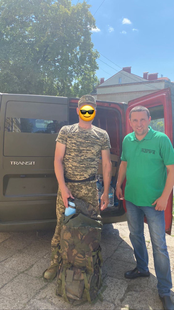 Передали речі першої необхідності для військового з міста Калуш